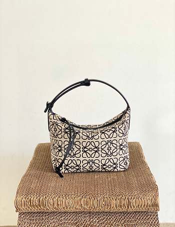Colestore Loewe Small Cubi Bag in Anagram Jacquard and Calfskin 21x17x12.5cm