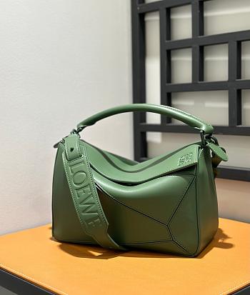 Colestore Loewe Puzzle In Satin Calfskin Green 29x12x19cm