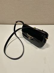 Colestore Prada Women Patent Leather Shoulder Bag in Black 20.5x10.5x4cm - 5