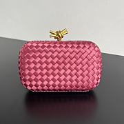 Colestore Bottega Veneta  Pochette Knot Silk Clutch Bag In Pink 20x12x5.5cm - 1