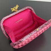 Colestore Bottega Veneta  Pochette Knot Silk Clutch Bag In Pink 20x12x5.5cm - 4