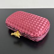 Colestore Bottega Veneta  Pochette Knot Silk Clutch Bag In Pink 20x12x5.5cm - 3