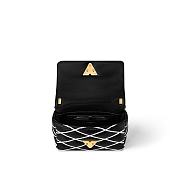 Colestore Louis Vuitton Go-14 PM Black 20x14x9cm - 2