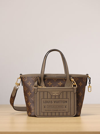 Colestore Neverfull Bandoulière Inside Out BB Brown 16.5 x 11 x 26.5cm
