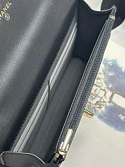 Colestore Chanel 25P Woc Black size 19cm - 6