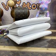 Colestore Louis Vuitton Coussin BB White 21 x 16 x 7 cm - 5