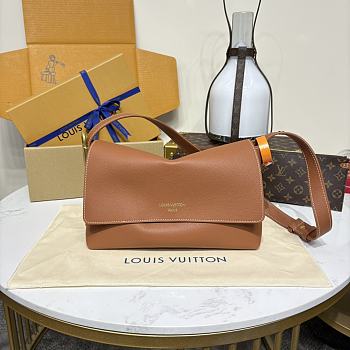Colestore Louis Vuitton Low Key Messenger Cognac Brown 30x18x12cm
