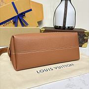Colestore Louis Vuitton Low Key Messenger Cognac Brown 30x18x12cm - 3