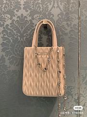 Colestore Miu Miu Matelasse Hand Chain Shoulder Bag Black/White/Pink 18X15X5CM - 4