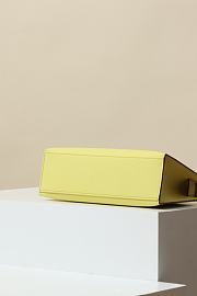 Colestore Hermes Kelly Pochette Jaune Espom Leather in Chick Yellow 22x7x13cm - 3
