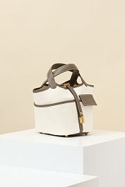 Colestore Hermes Picotin Cargo 18 in Ecru Toile and Etoupe Swift with Gold Hardware 18x13x18CM - 5