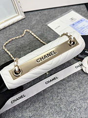 Colestore Lamb Skin V-Type Chain Bag White 19x13.5x3.5cm - 3