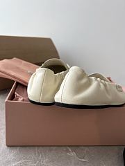 Colestore Miu Miu Nappa Leather Loafers With Ruffles White - 2