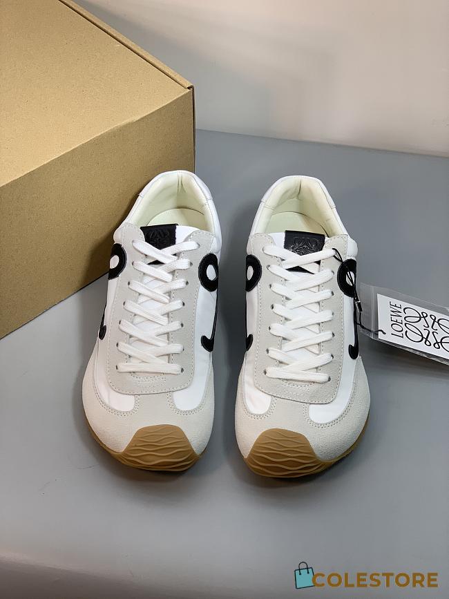 Colestore Loewe Women's Ballet Runner 2.0 Sneakers White Black - 1