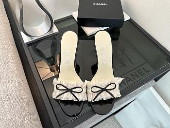 Colestore Chanel CC Ruffled Bow Heels White