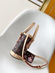 Colestore Louis Vuitton Nano Bucket Cherry Blossom 13.0 x 17.0 x 9.0 CM - 5
