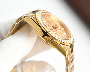 Colestore Rolex Cosmograph Daytona 40mm Golden Diamond-Set Dial  - 4