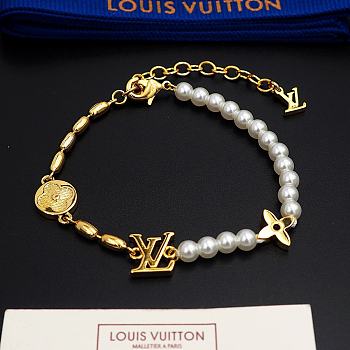 Colestore Louis Vuitton Pearls Fusion bracelet