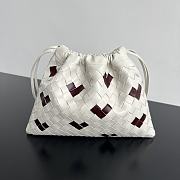Colestore Bottega Veneta Dustbag With Transformable Strap 32x23cm - 1