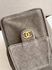 Colestore Chanel 25 Small Handbag Suede & Gold-Tone Metal Grey 30x26x14cm - 4