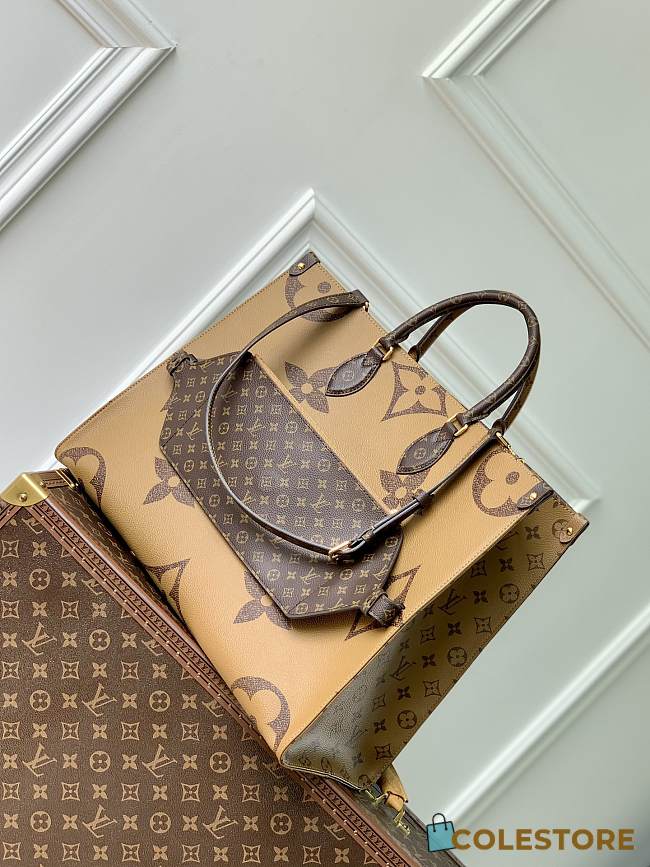Colestore Louis Vuitton OnTheGo Voyage 43 x 33 x 18.5cm - 1