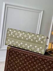 Colestore Louis Vuitton Onthego MM Tote Monogram Empreinte 'Kaki Beige' 35 x 27 x 14cm - 3