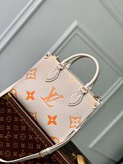 Colestore Louis Vuitton Onthego MM Tote Monogram Empreinte 'Orange' 25 x 19 x 11.5cm - 1