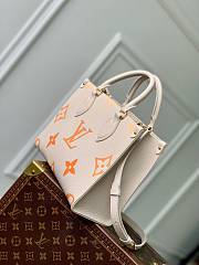 Colestore Louis Vuitton Onthego MM Tote Monogram Empreinte 'Orange' 25 x 19 x 11.5cm - 4