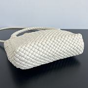 Colestore Bottega Veneta Tosca Bag in White 20x15.5x7cm - 6