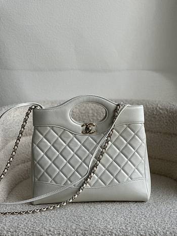 Colestore Chanel 31 Shopping Bag White 22 x 23 x 5.5cm