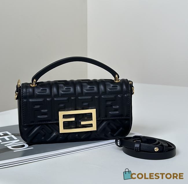 Colestore Fendi Baguette Phone Pouch in Black 18.5x10x2.5cm - 1
