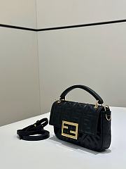 Colestore Fendi Baguette Phone Pouch in Black 18.5x10x2.5cm - 5