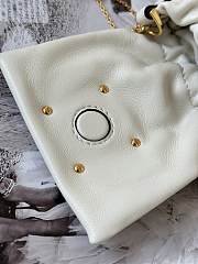 Colestore Fendi Mamma Baguette Mini Bag in White 10x3x7cm - 3