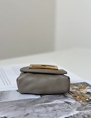 Colestore Fendi Mamma Baguette Mini Bag in Gray 10x3x7cm - 6