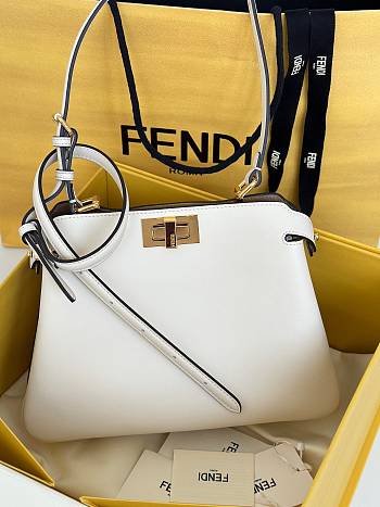 Colestore Fendi Peekaboo Soft Medium Leather White 29x12x19cm