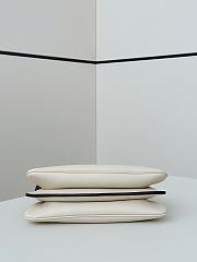 Colestore Fendi Peekaboo Soft Medium Leather White 29x12x19cm - 5