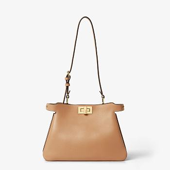 Colestore Fendi Peekaboo Soft Medium Leather Brown 29x12x19cm