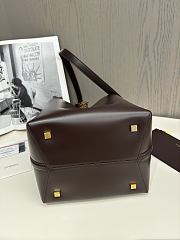 Colestore YSL Saint Laurent Le 37 Shiny Leather in Brown 20x25cm - 5