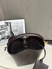  Colestore YSL Saint Laurent Le 37 Shiny Leather in Brown 20x25cm - 4