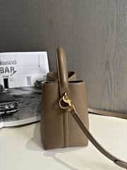 Colestore YSL Saint Laurent Le 37 Shiny Leather in Light Brown 17x20cm - 3
