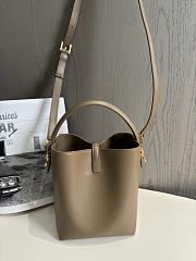 Colestore YSL Saint Laurent Le 37 Shiny Leather in Light Brown 17x20cm - 2