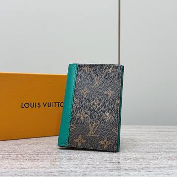 Colestore Louis Vuitton Passport Cover Monogram Macassar in Green 10x2.5x14cm