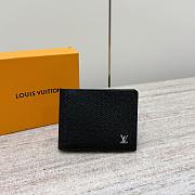 Colestore Louis Vuitton Multiple Wallet Taiga Leather 9x1.5x11.5cm - 1