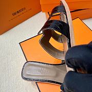 Colestore Hermes Oran sandal Black  - 5