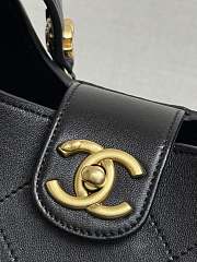 Colestore Chanel Hobo Bag Shiny Lambskin & Gold-Tone Metal Black 27x23x21cm - 2
