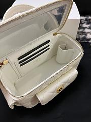 Colestore Chanel Quilted Polly Pocket White Caviar 10 x 17 x 8.5cm - 6