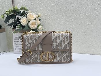 Colestore Dior 30 Montaigne Chain Bag Natural Dior Oblique Jacquard 25x16.5x8cm