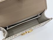 Colestore Dior 30 Montaigne East-West Bag with Chain Natural Dior Oblique Jacquard 21 x 12 x 6cm - 4