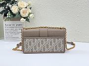 Colestore Dior 30 Montaigne East-West Bag with Chain Natural Dior Oblique Jacquard 21 x 12 x 6cm - 3