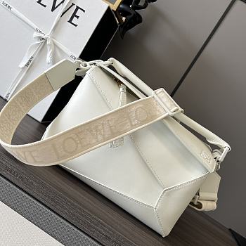 Colestore Loewe Small Leather Puzzle Edge Top in White 18x12.5x8cm